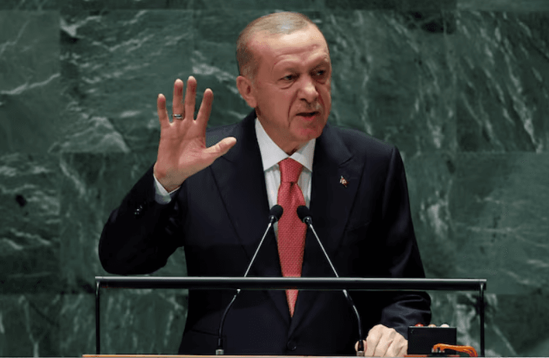 Erdogan oo rajo ka muujiyey in Trump uu dalkiisa ka iibin doono diyaaradda Lockheed Martin F-35.