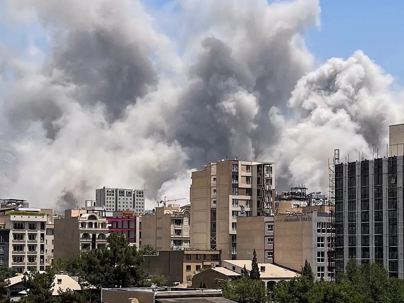 Maraykanka oo weeraradii ugu cuslaa ku qaaday Iran & Jawaabta Tehran.