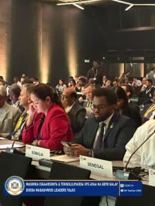 Wasiir Soomaali oo Geneva ku soo bandhigay horumarka dijitaalka Soomaaliya