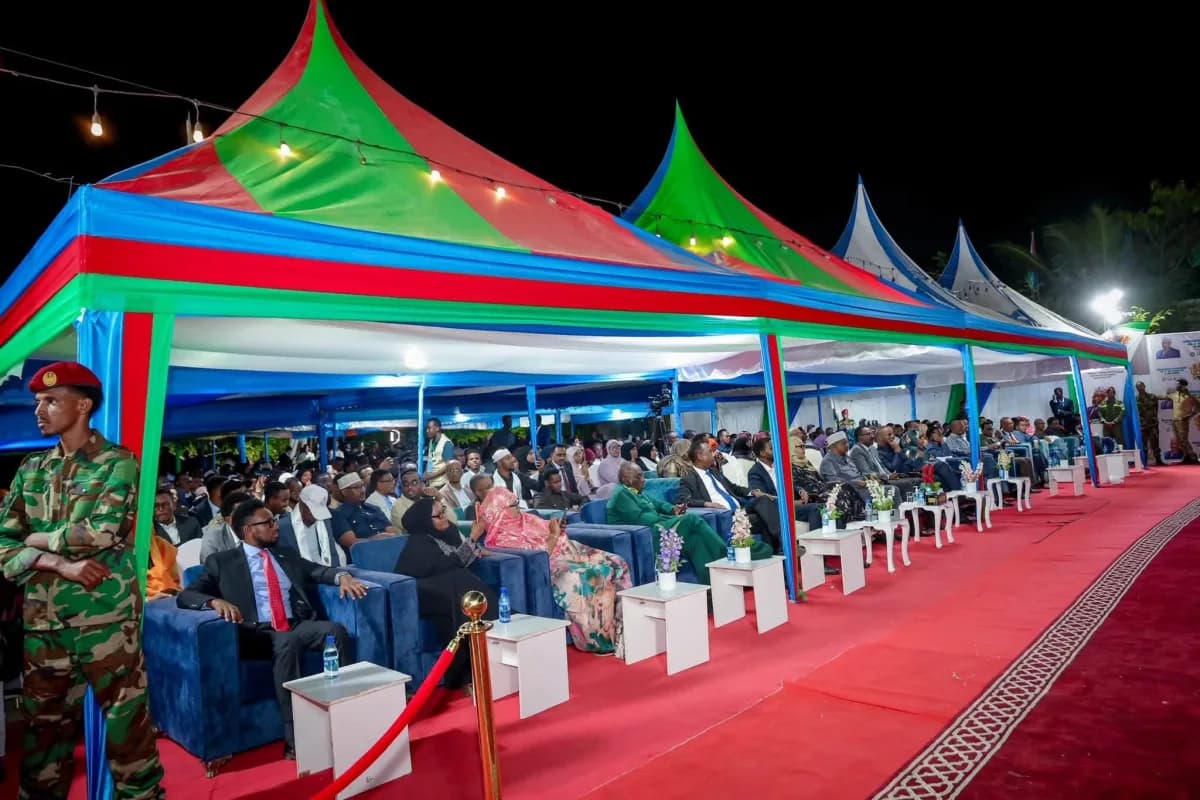 Aadan Madoobe oo sagootin u sameeyey wafuud ku dhaxday Magaalada Baydhabo.