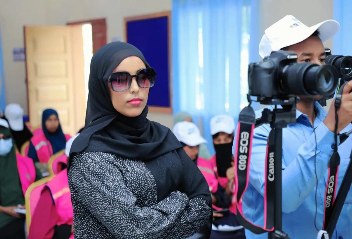 Weriye Suways Gacayte oo muddo ku xirnayd Garoowe ayaa xorriyaddeeda heshay.