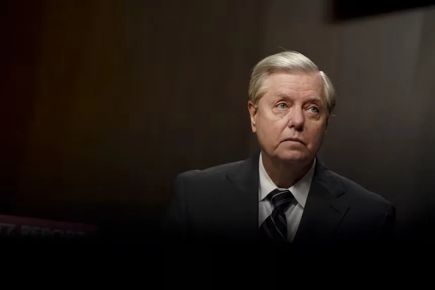Sen Lindsey Graham oo si lama filaan ah ku geeriyoodey