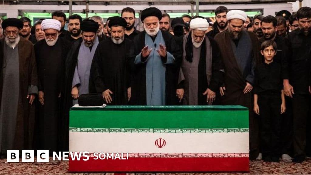 Qaabka loo aasay Ayatollah Cali Khamenei ma waafaqsan tahay Shareecada Islaamka?