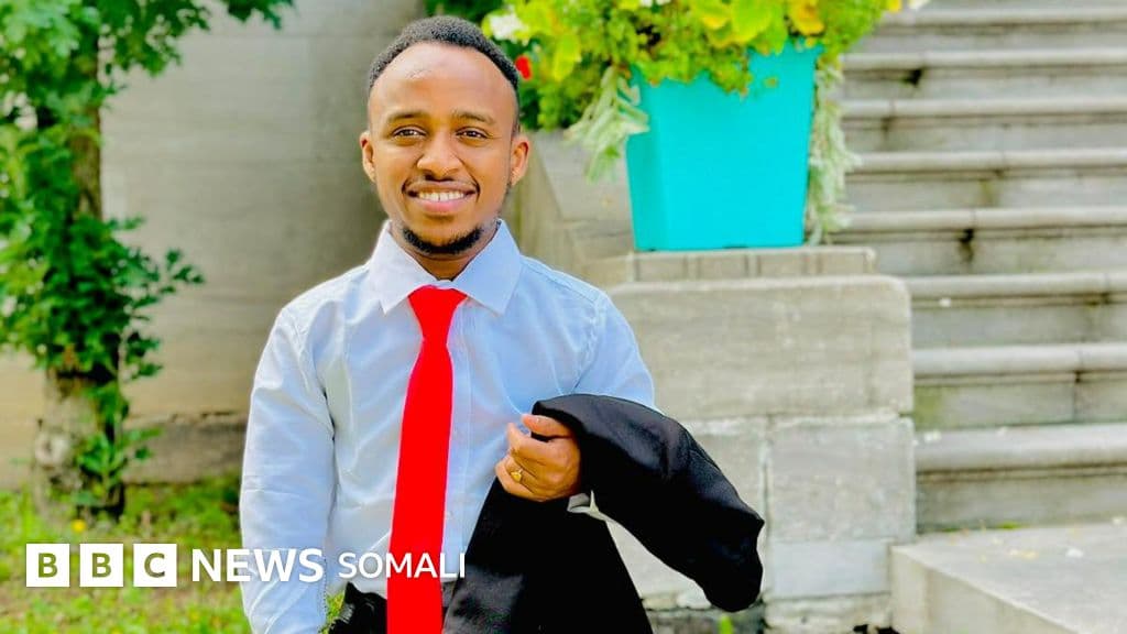 Warsame: "Marka ay walaalahey iskuulka aadayaan, aniga guriga ayaa leygu heyn jiray xitaa dadka gurigeenna yimaada waa leyga qarin jiray"