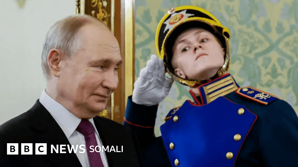 'Sidii Hitler oo kale, Putin cabsi ayaa haysa' maqaal laga qoray xaalka Putin