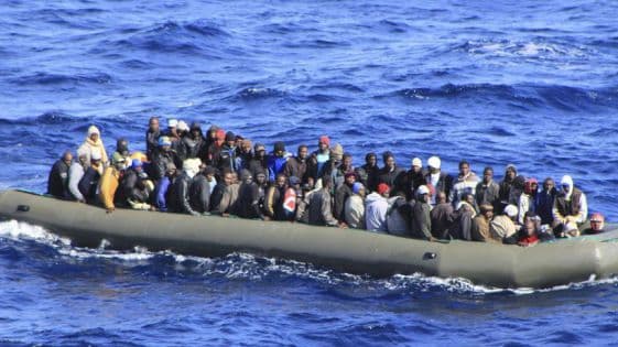 Ugu yaraan 50 muhaajiriin Soomaali ay ku jiraan oo lagu la’yahay Badda Mediterranean-ka kadib markii doontoodii degtay