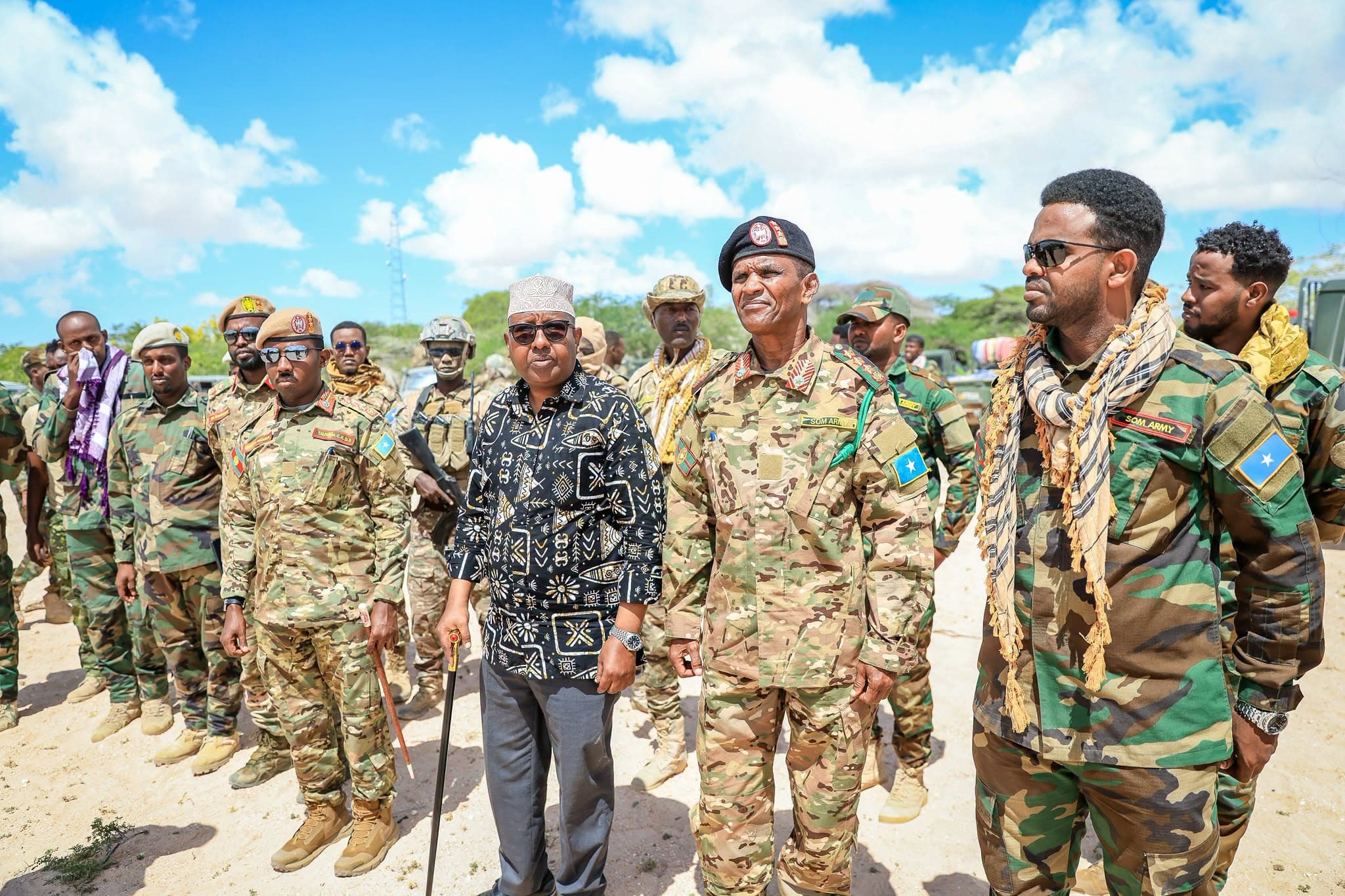 Wasiirka Gaashaandhigga iyo Taliyaha Ciidanka Xoogga Dalka oo Kormeeray Ciidamada Ku Sugan Mesagaway