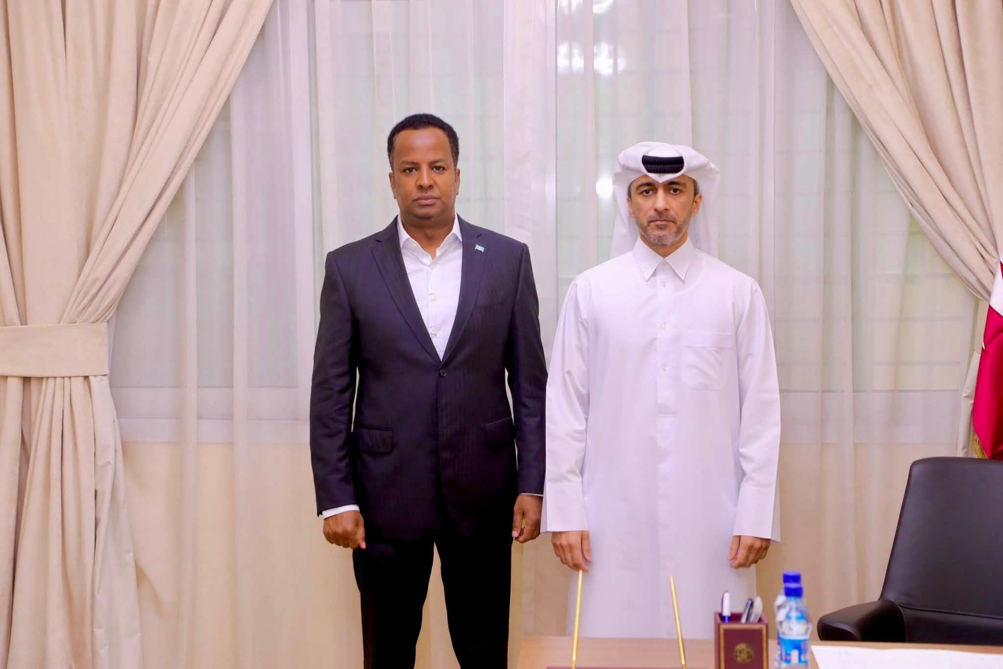 Wasiirka Arrimaha Dibadda Soomaaliya oo Tacsi Uga Diray Dowladda Qatar Geerida Amiirkii Hore